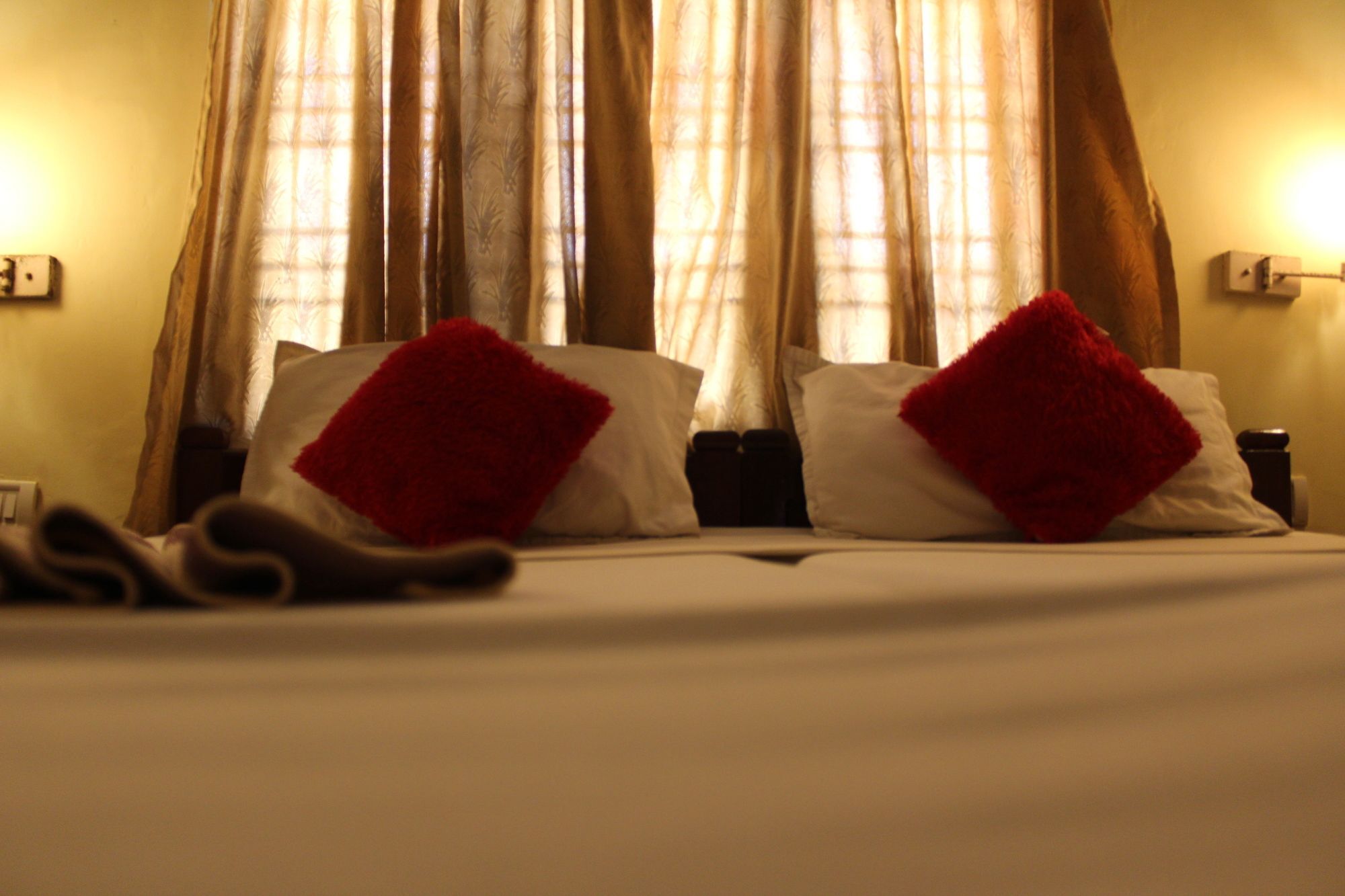 Hotel Sea View Palace - The Beach Hotel, 코발람비치 외부 사진